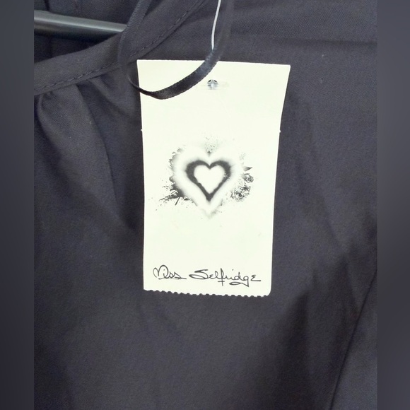 ⭐ 3 for $40 - Miss Selfridge - Black Puff Sleeve - Open Back - Size 10 - NWT - Picture 3 of 5